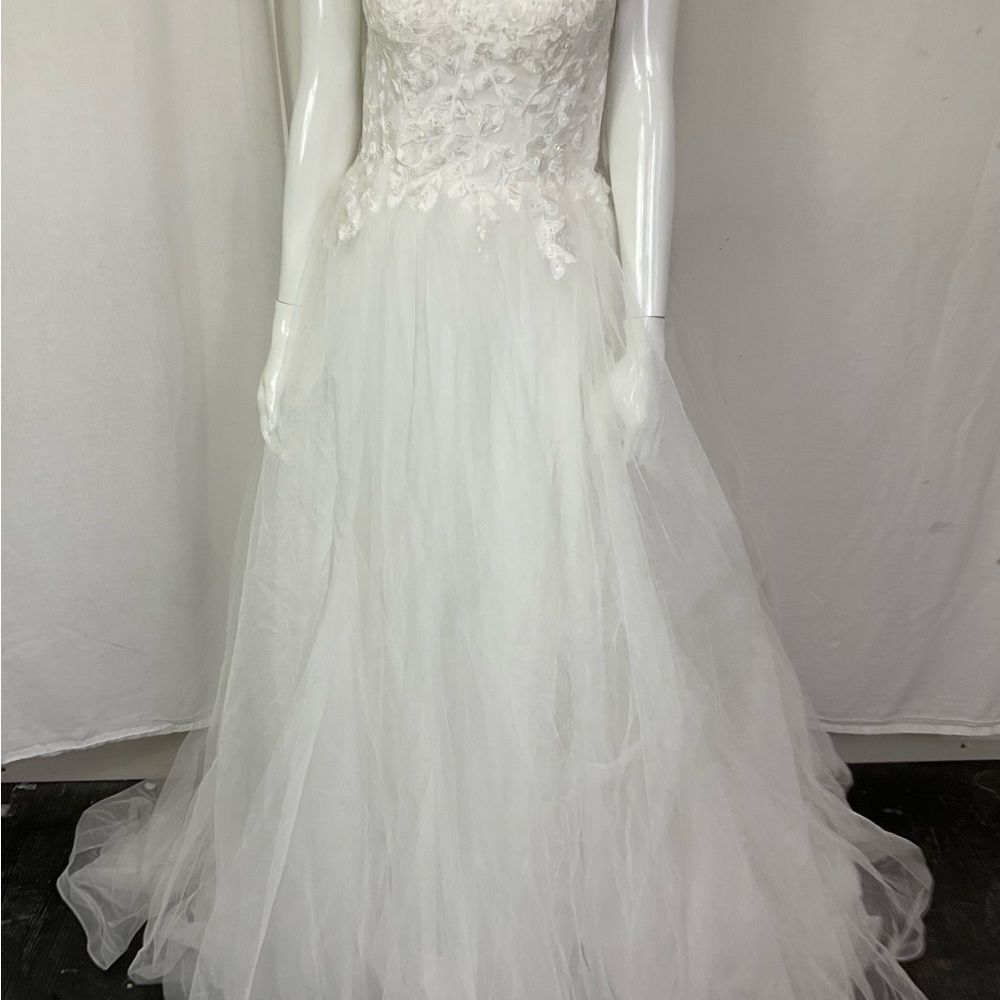 NEW La Femme White 28598 Sheer Floral Off The Shoulder Ball Bride Gown Dress 2 - Picture 3 of 10